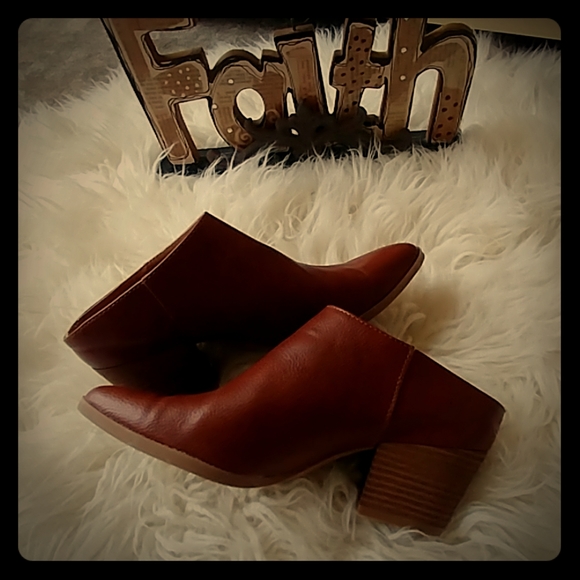 Universal Thread Shoes - 🐴Mules🐴